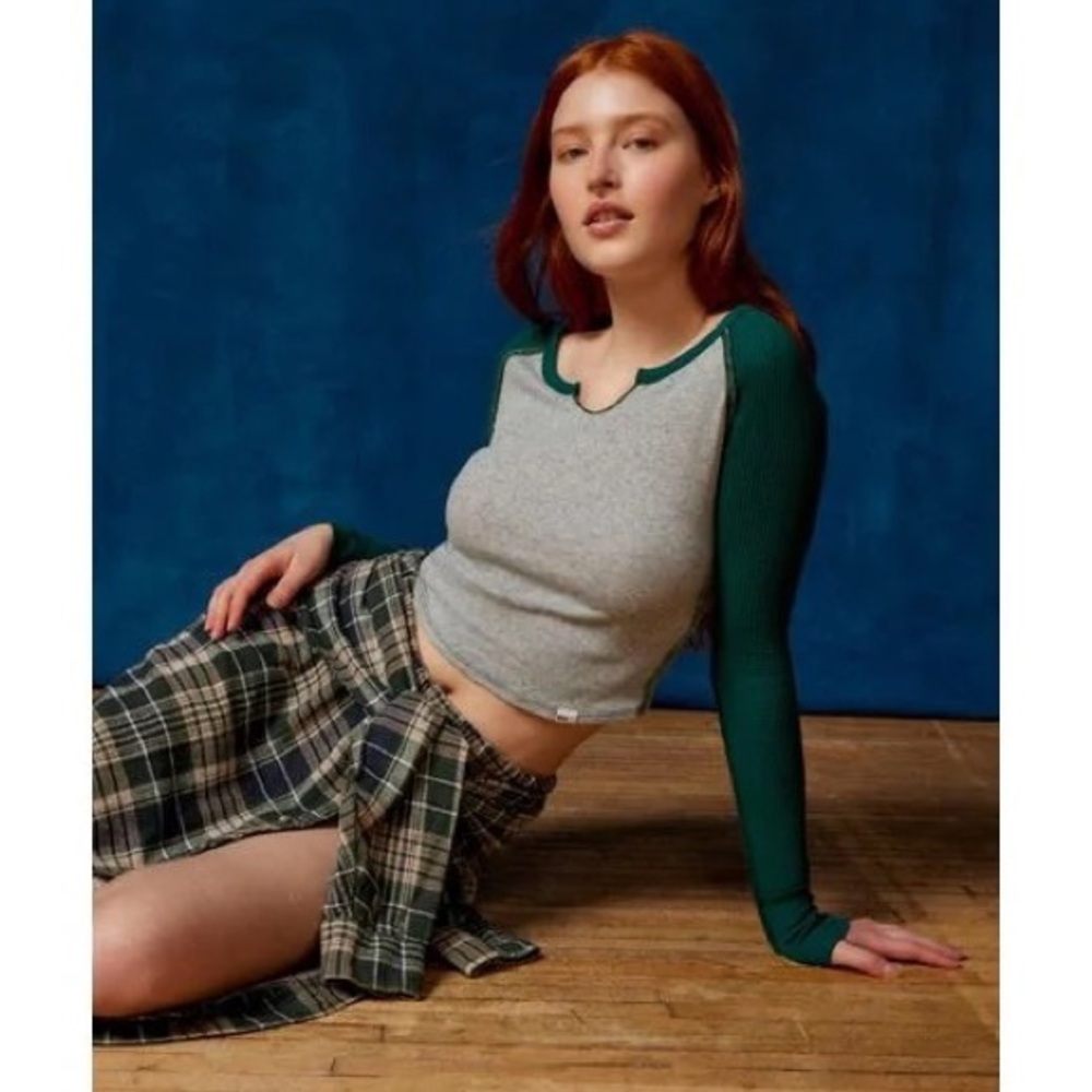 NWT urban outfitters long sleeve BDG Viv thermal